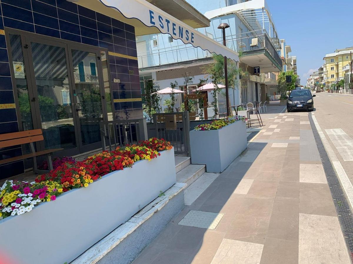 Hotel Estense Ріміні Екстер'єр фото